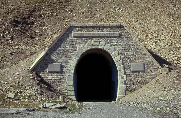 photo pour tunnel dit tunnel du Parpaillon, de l'organisation dÃ©fensive de l'Ubaye.