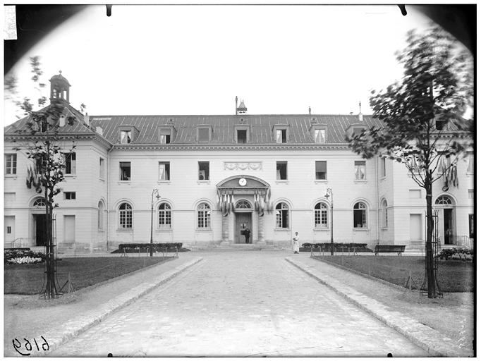 photo pour Ancien hospice de La Rochefoucauld