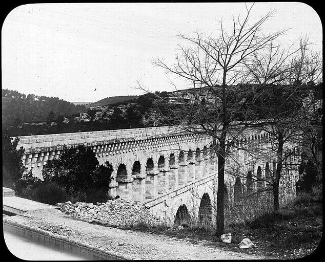 photo pour Aqueduc de Roquefavour