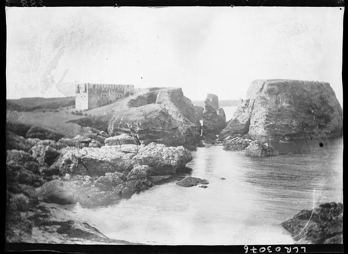 photo pour Corps de garde de la Pointe des Poulains, dit Fort Sarah Bernhardt