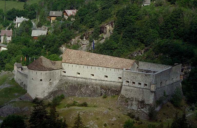 photo pour fort dit fort Saint-Martin, puis de Savoie, puis Desaix.