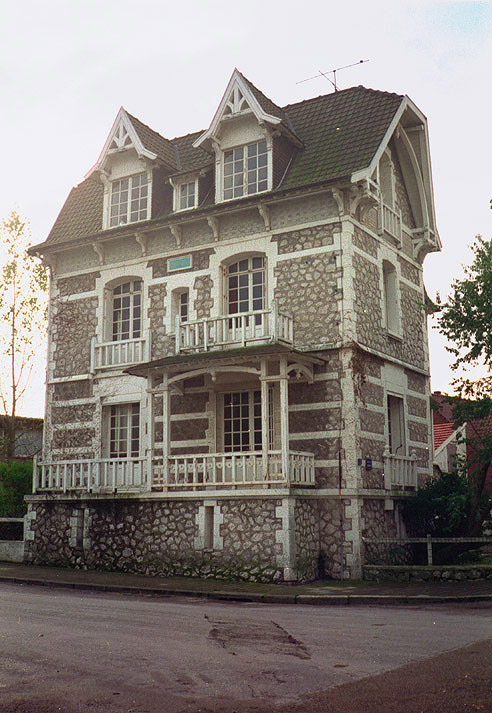 photo pour maison dite villa Les Sarcelles