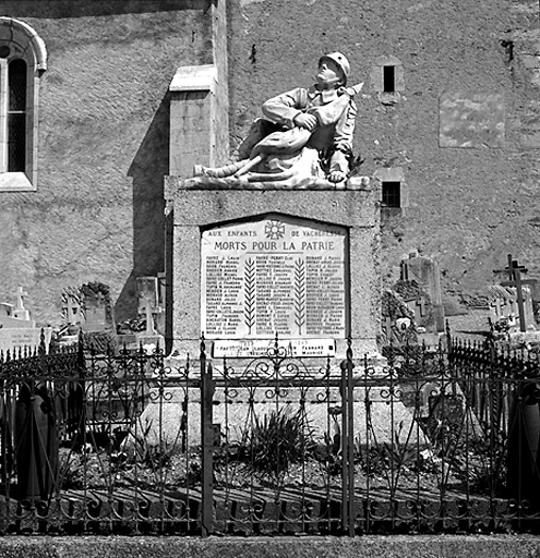 photo pour Monument aux Morts de la Guerre 1914 1918 et de la Guerre de 1935 1945