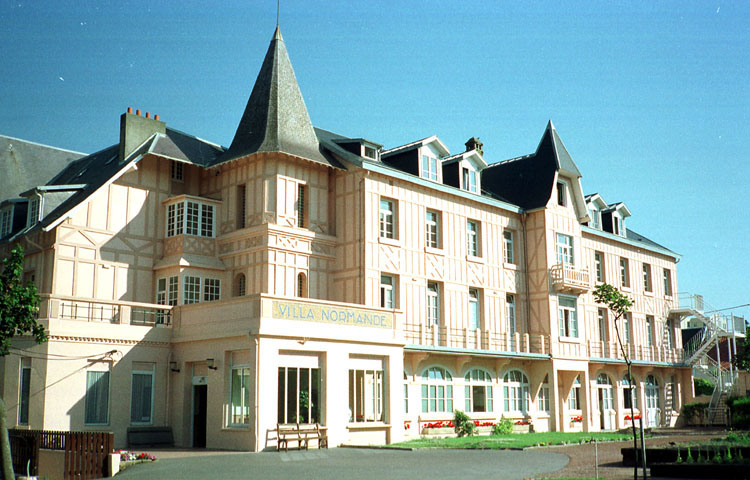 photo pour hÃ´pital dit villa Normande