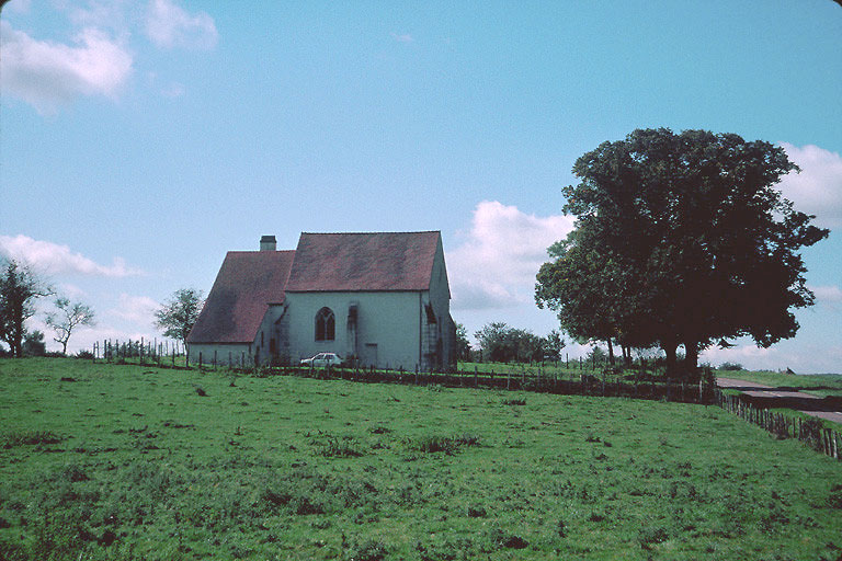 photo pour Chapelle Sainte-Reine-de-Queutrey (ancienne) et ermitage adossÃ© Ã  son chevet