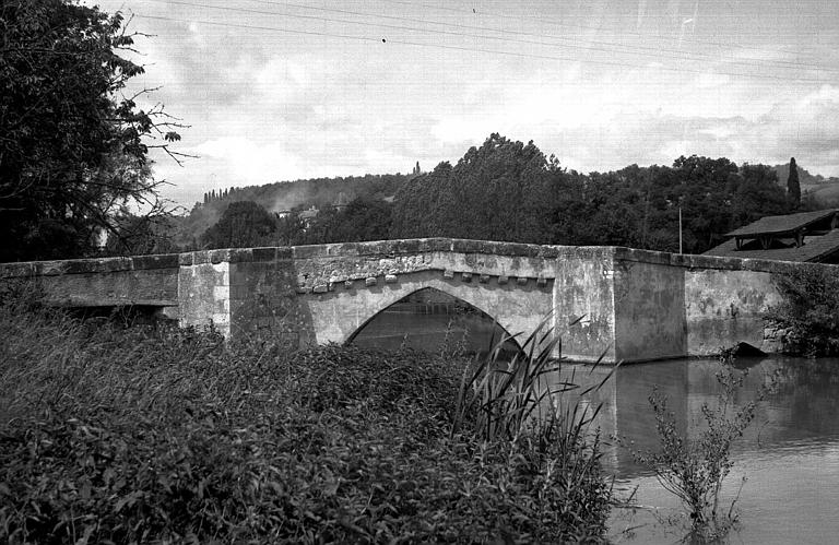 photo pour Vieux pont sur le Gers
