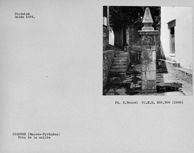 photo pour Fontaine monumentale du 17e siÃ¨cle