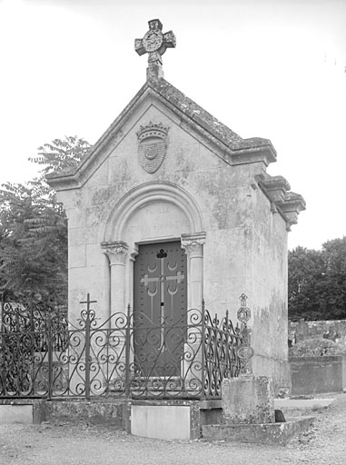 photo pour Chapelle funÃ©raire de la famille de Vernou-Bonnevil