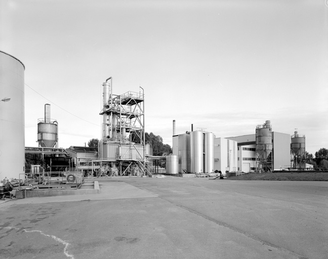 photo pour Usine de dÃ©pollution dite usine de produits chimiques Revico, centrale thermique