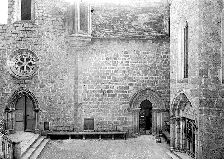 photo pour Eglise Saint-Sauveur et crypte Saint-Amadour