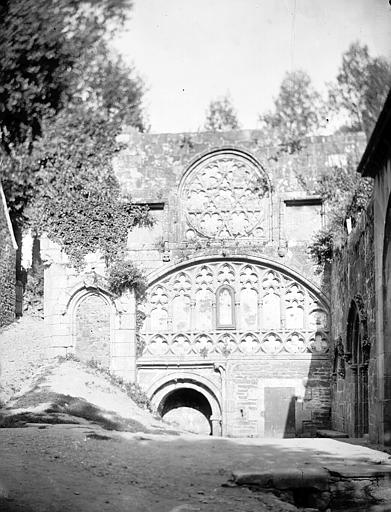 photo pour Restes de la chapelle Notre-Dame-de-la-Fontaine
