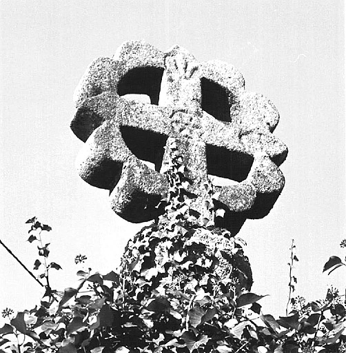 photo pour Croix monumentale 2e croix monumentale