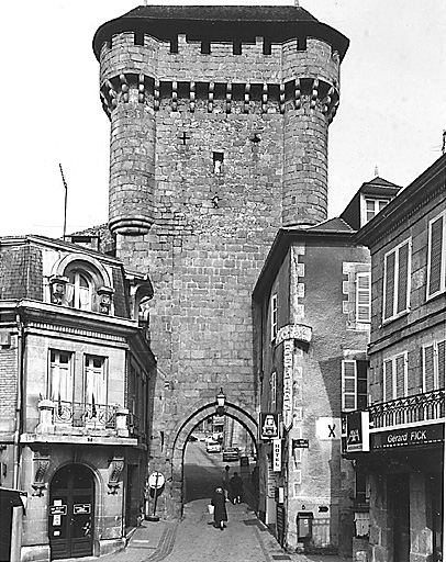 photo pour Porte de ville dite Porte Saint-Jean (avec la courtine adjacente)
