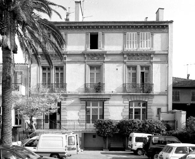 photo pour Immeuble dit Villa Saint-Augustin.