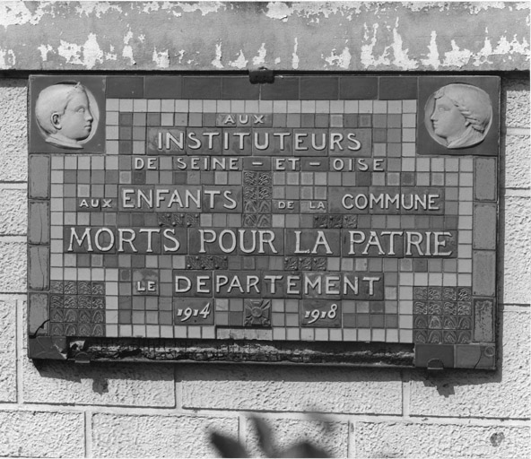 photo pour Mairie, Ecole 49 rue Pierre Curie