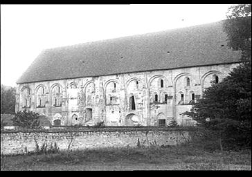 photo pour Restes de l'abbaye de Vauclair
