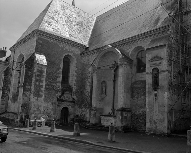 photo pour Eglise Paroissiale Saint-Pierre, Saint-Laurent