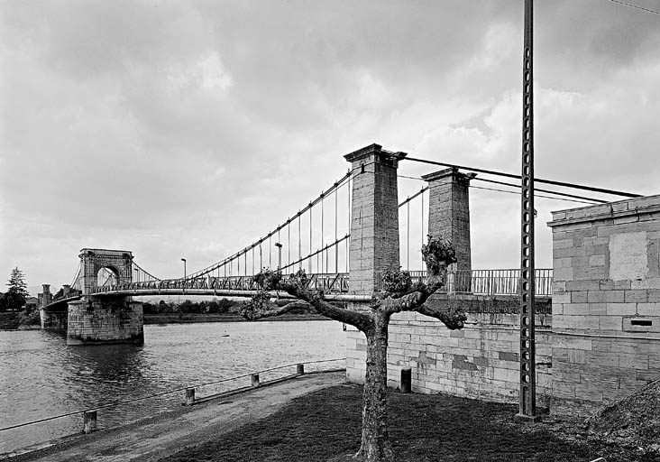 photo pour pont suspendu